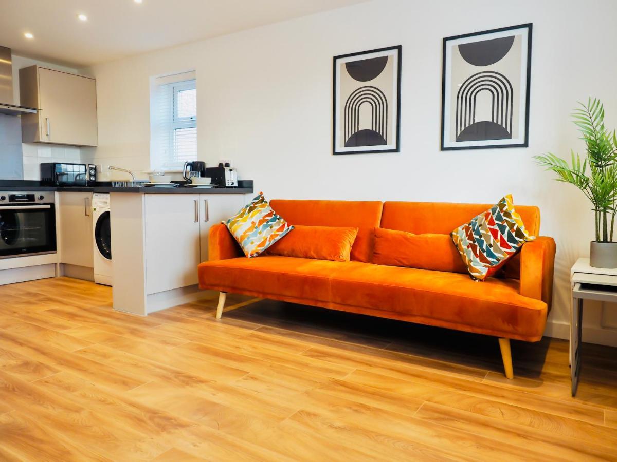 Private Parking Stylish Great Location Apartment Guildford Luaran gambar